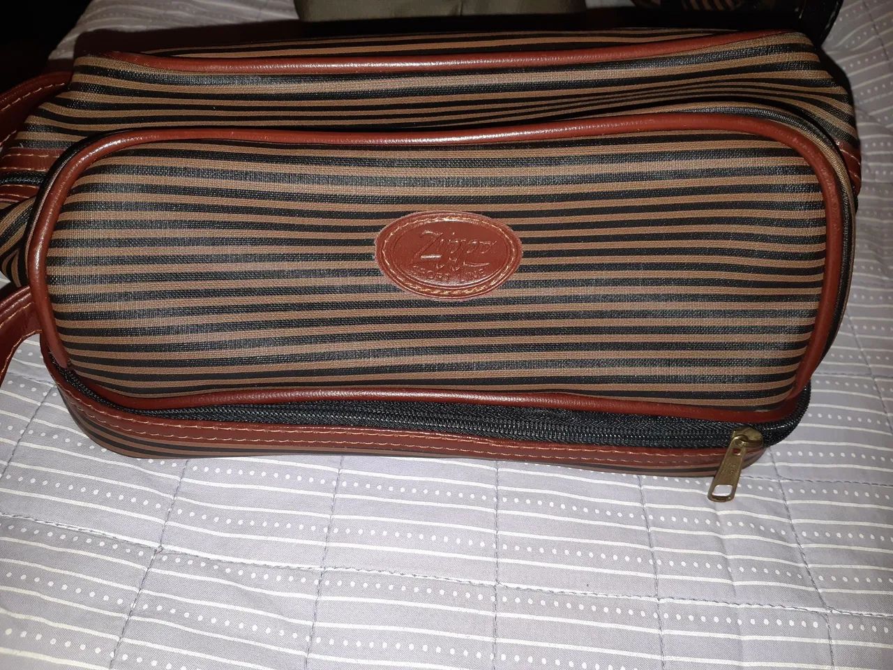 Bolsa de Viagem/Mão Vintage 25×10×12 cm Zippo Sport Line - Ótimo Estado