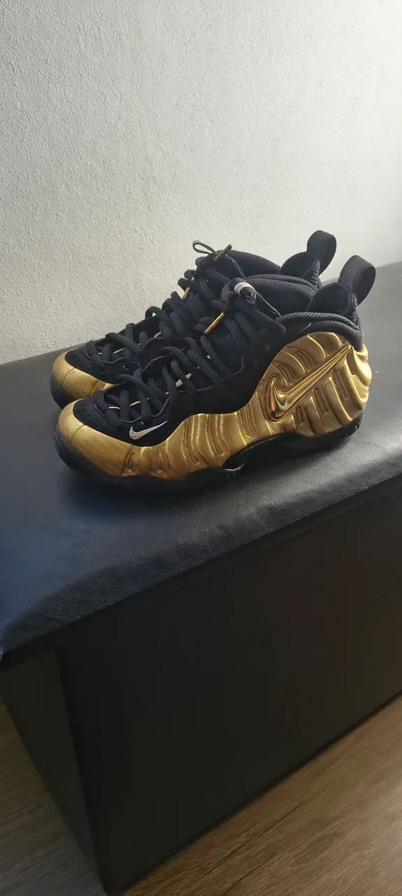 Nike foamposite Gold 