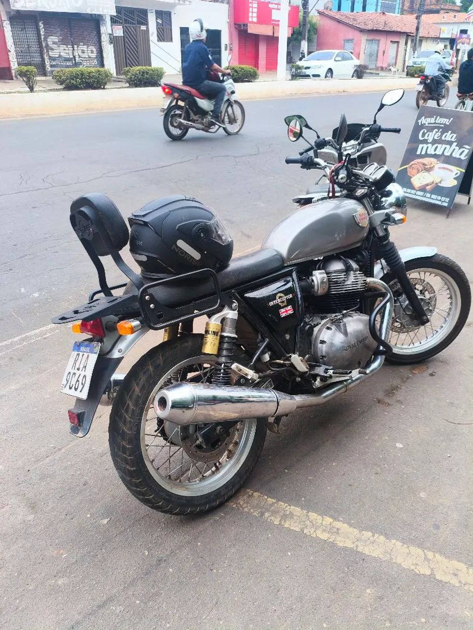 Interceptor 650cc 21 com 20 mil km