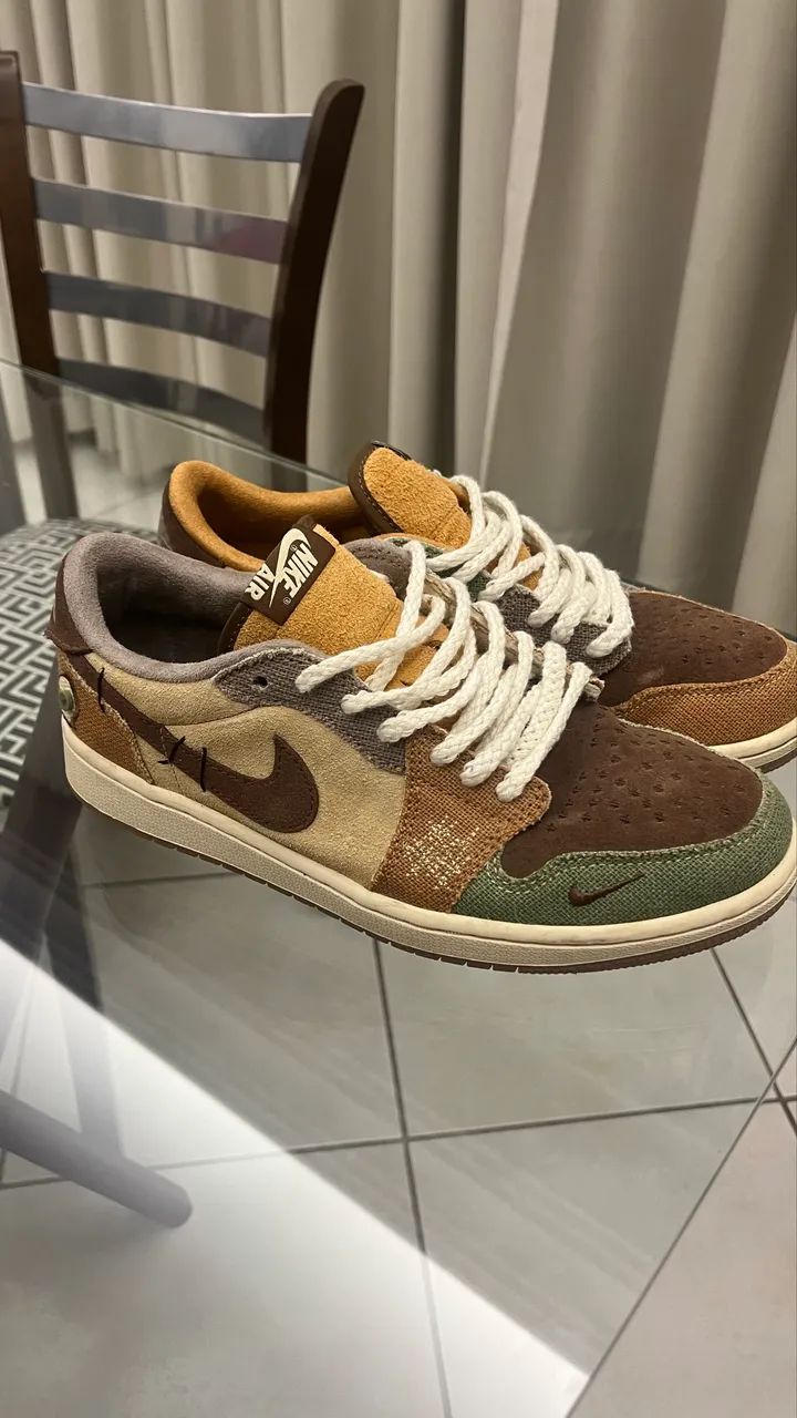 Air Jordan 1 Low Voodoo Flax and Oil Green - tam 40