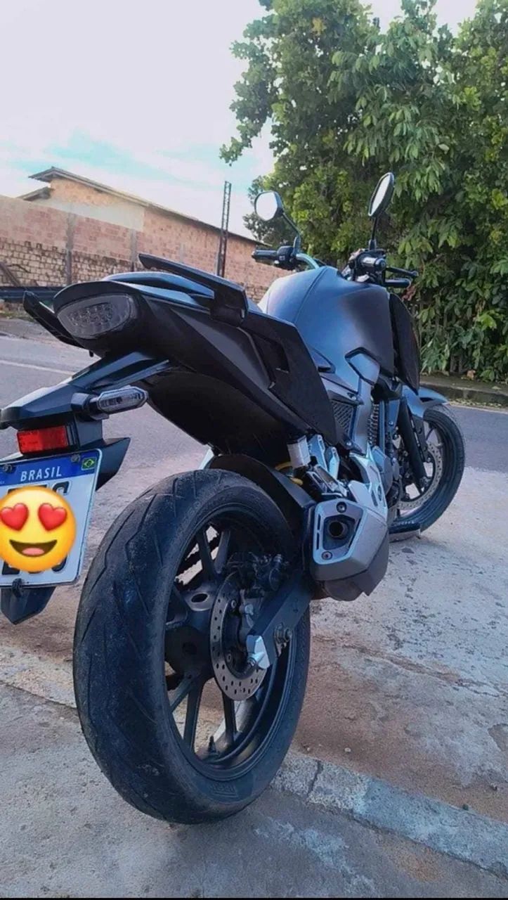 CB 300F - Foto 2