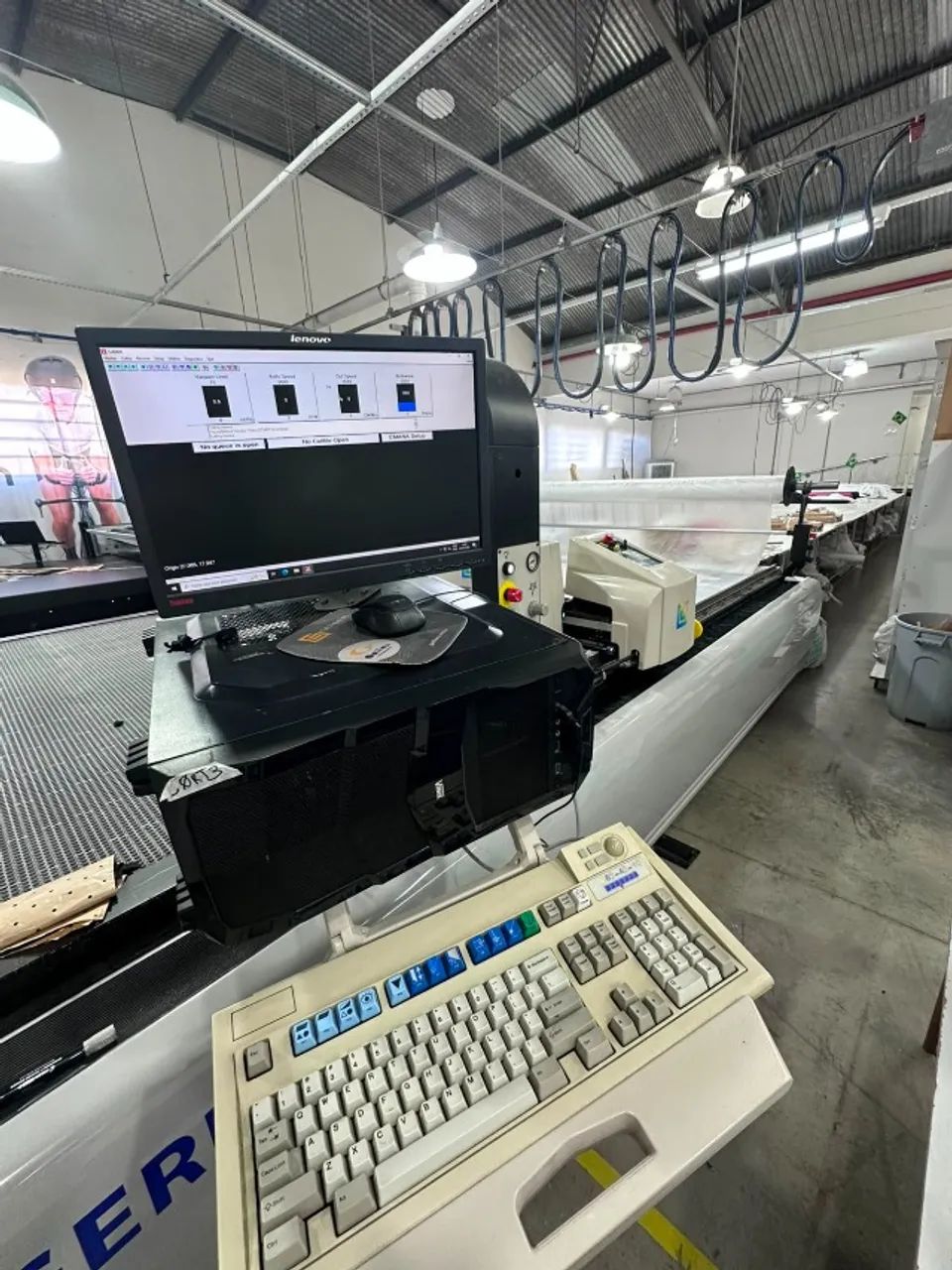 Máquina de Corte Automático Têxtil Gerber - GT3250 - Foto 5