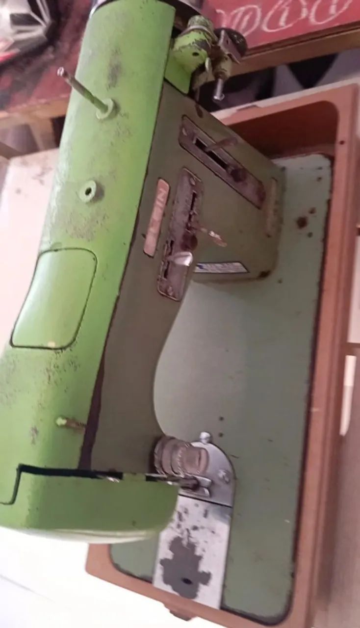 Máquina de costura 