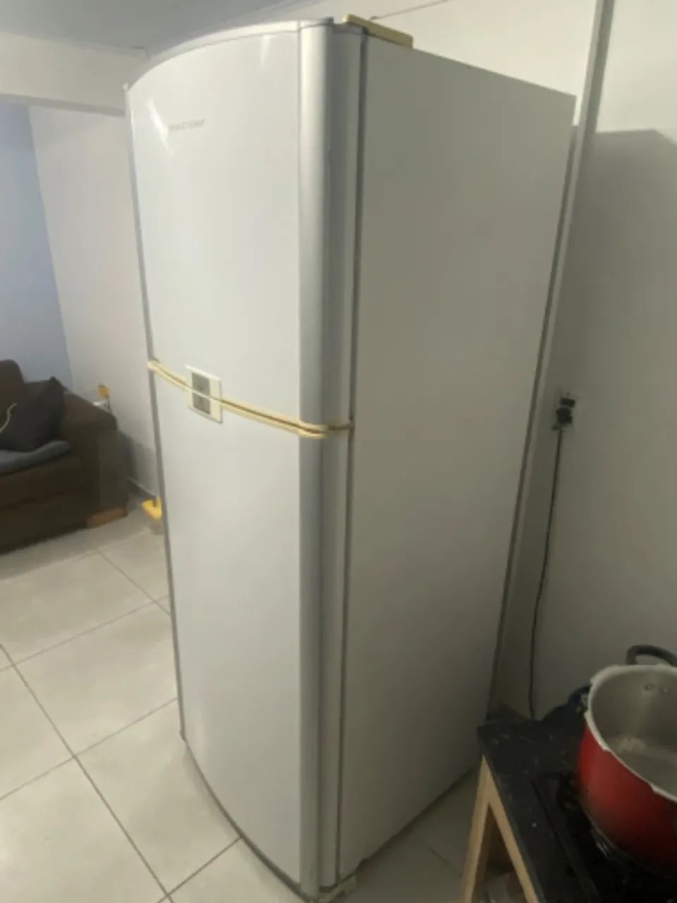 Geladeira Brastemp Modelo Brd50 Funcionando Perfeitamente - Foto 4