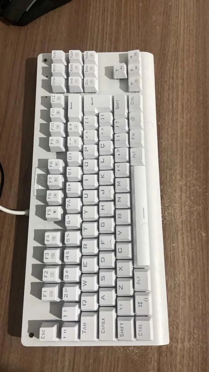 Vendo teclado reddragon original!