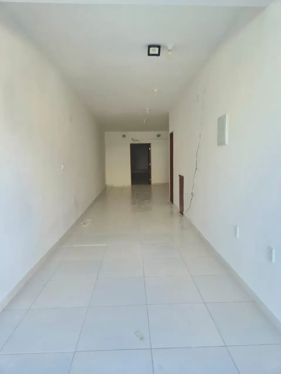 Alugo ponto comercial na Pajuçara com 90m², na melhor área comercial próximo a Roda Gigant - Foto 3