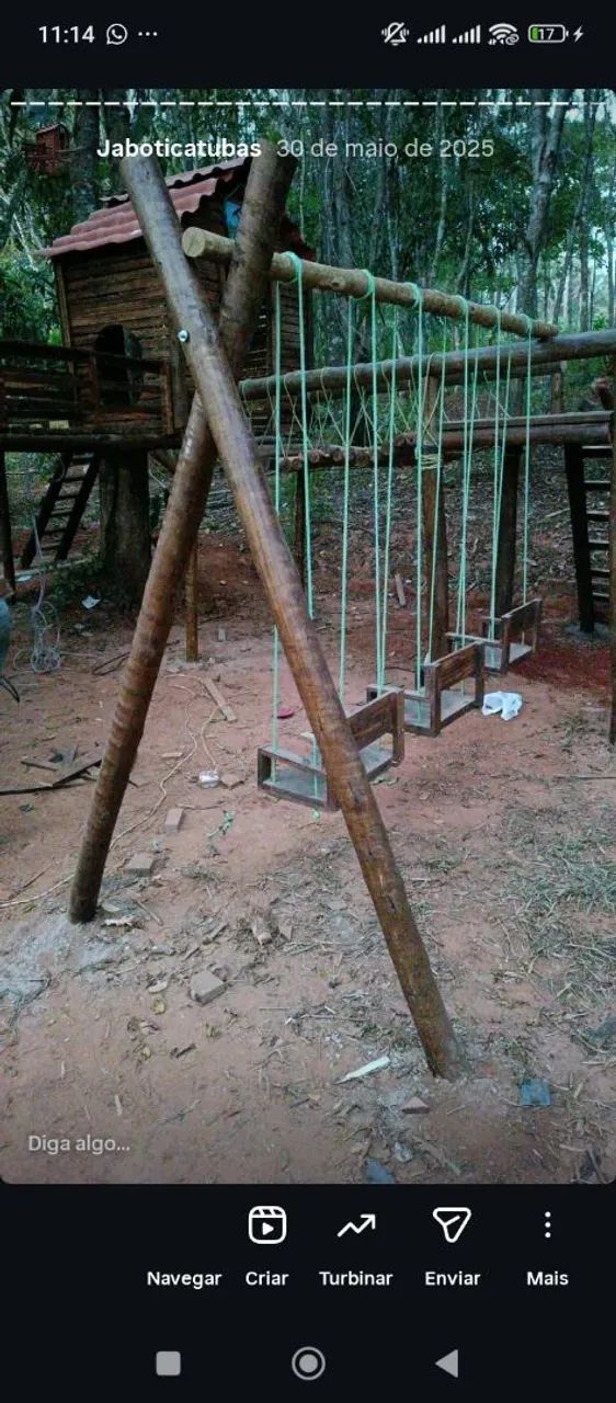 Casinha feita em volta da árvore com playground embutido completo - Foto 6