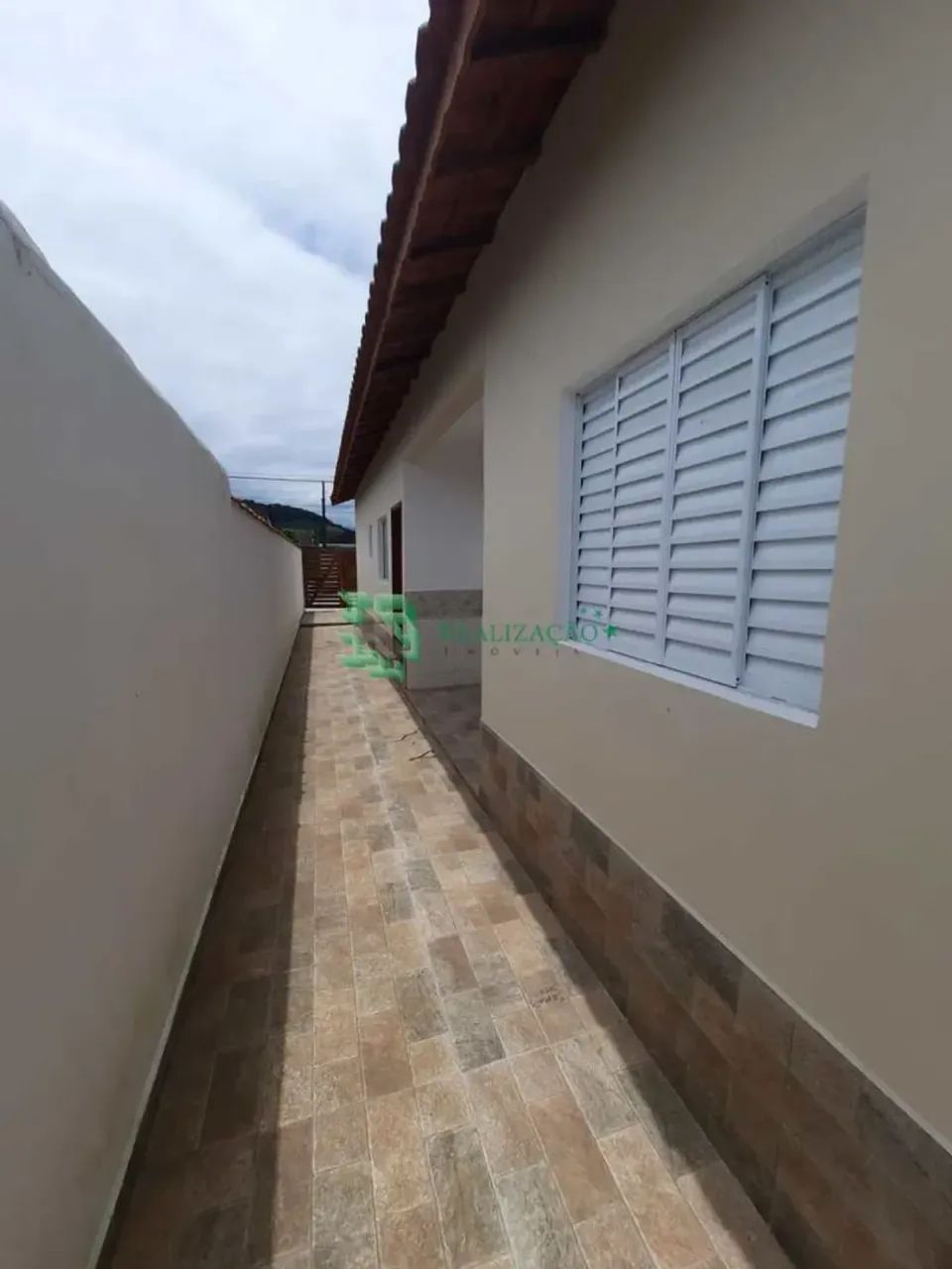 casa em Mongaguá com piscina - Foto 2