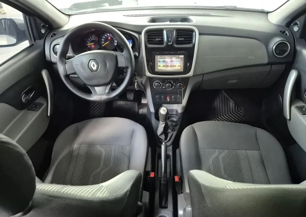 Renault Logan Expression Flex 1.6 16V 4P 2017 - Foto 4