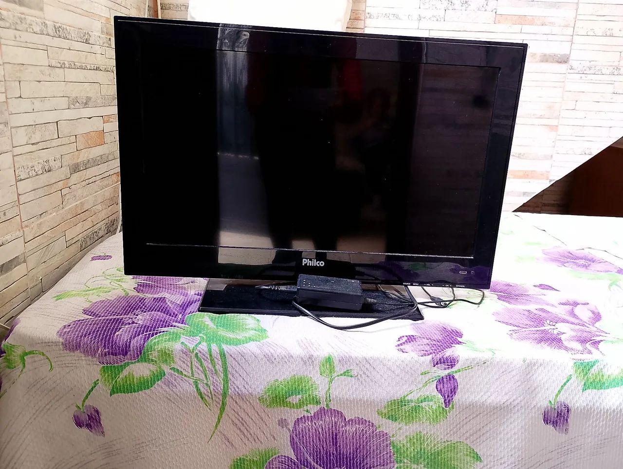 TV PHILCO - 24