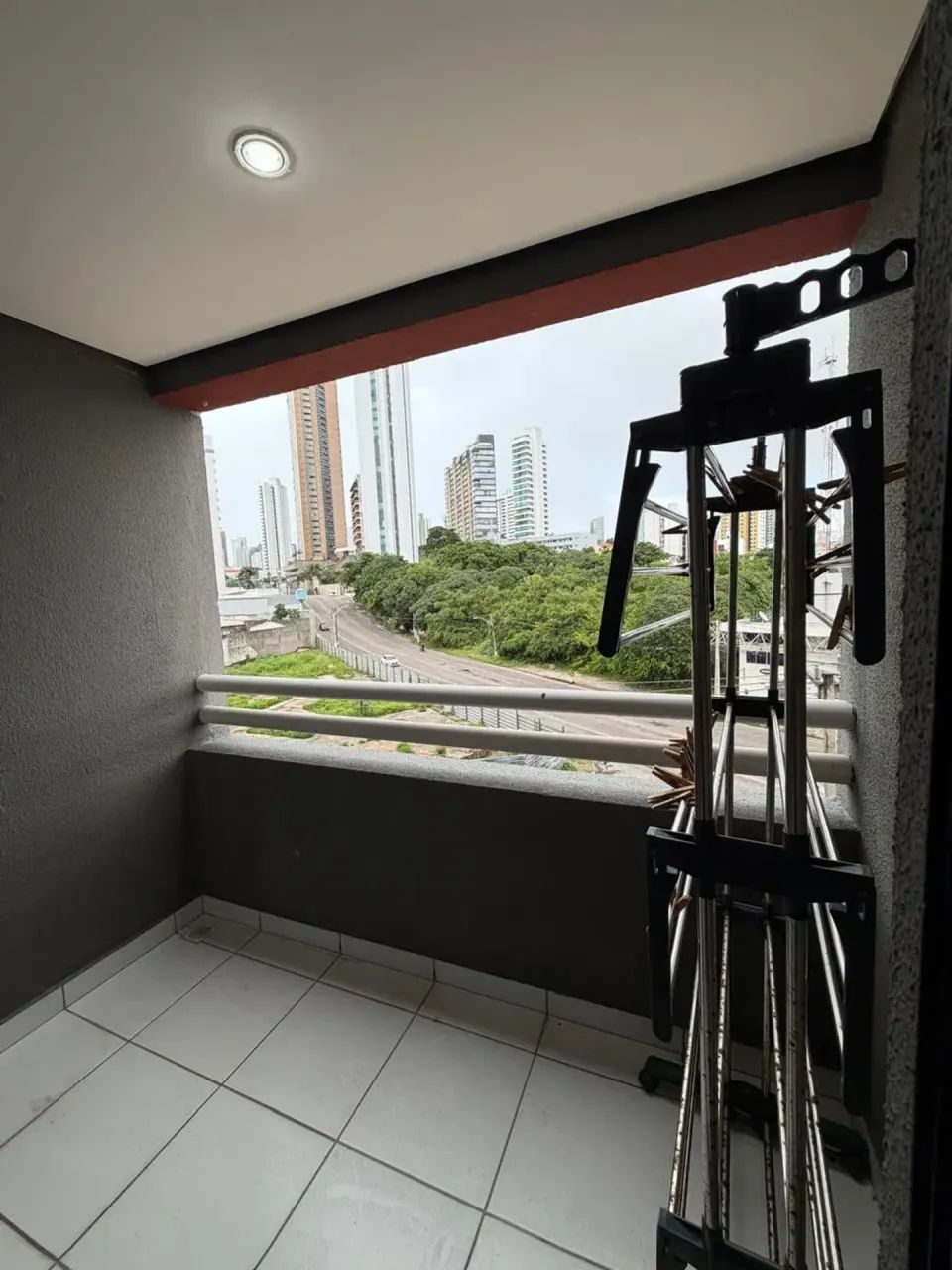 Apartamento  com Varanda no Condomínio Sun River  Ribeira - Foto 2