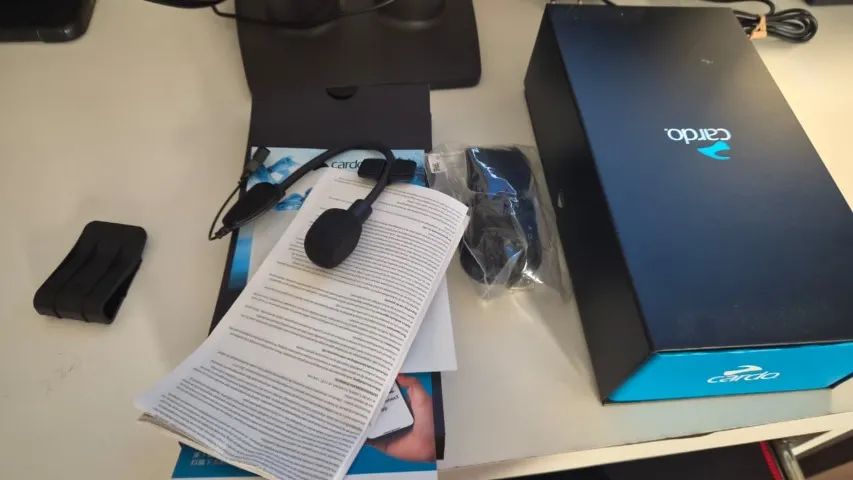 Intercomunicador Cardo Packtalk Edge (Som JBL) - Estado de Zero / Sem Uso