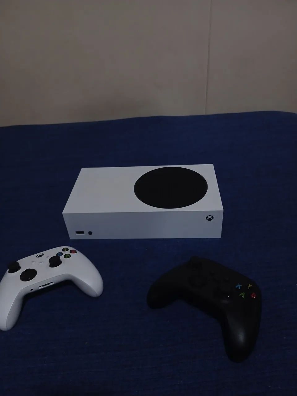 Xbox series S 512GB SSD 2 controles - Foto 2