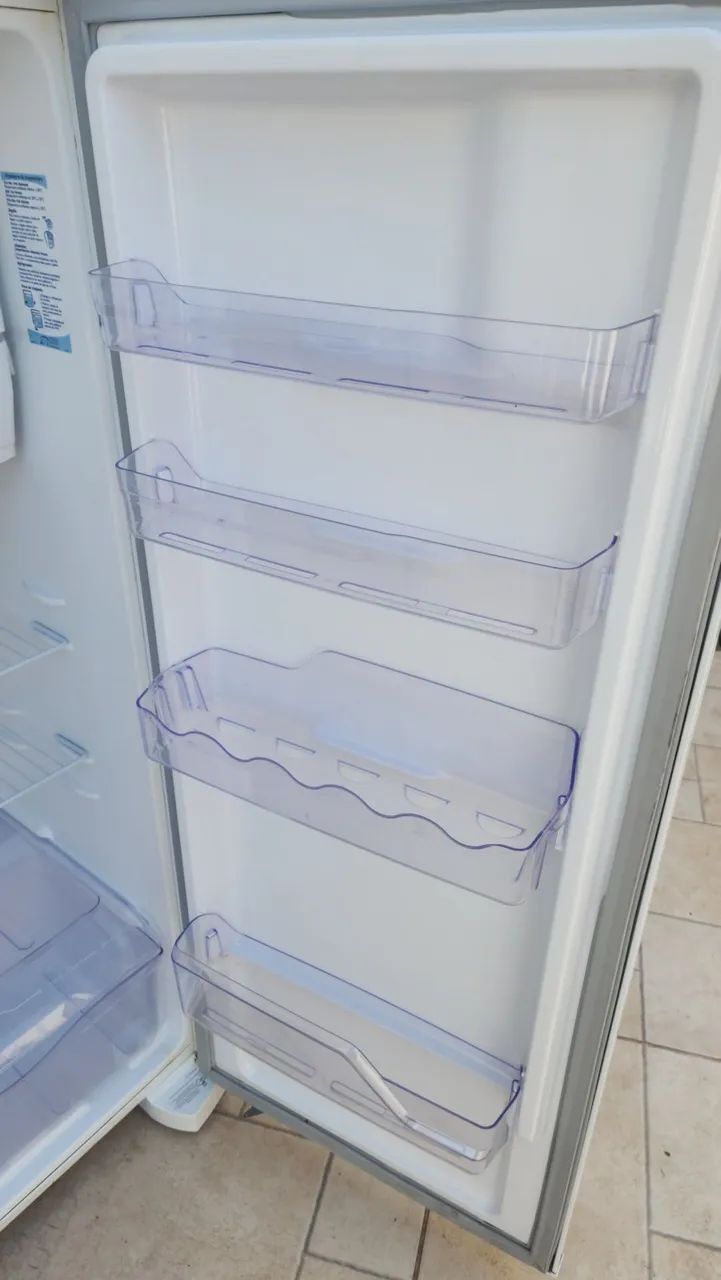 Geladeira Eletrolux - Foto 2