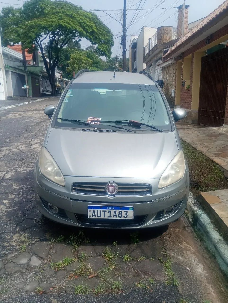 Fiat Idea Essence Dualogic 1.6 Flex 16V 5P 2011 - Foto 3
