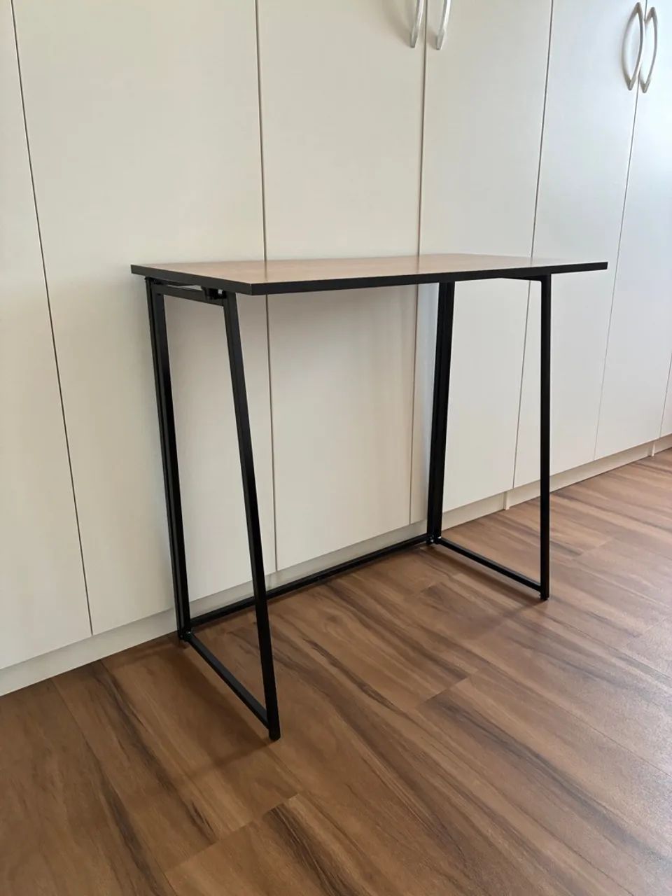 Mesa retrátil - muito prática funcional - Foto 5