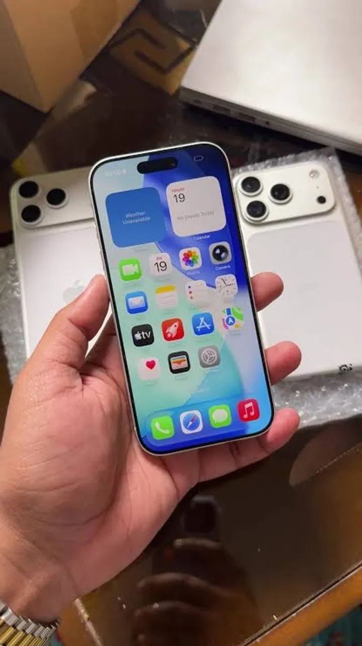 iPhone 17 branco - Foto 2