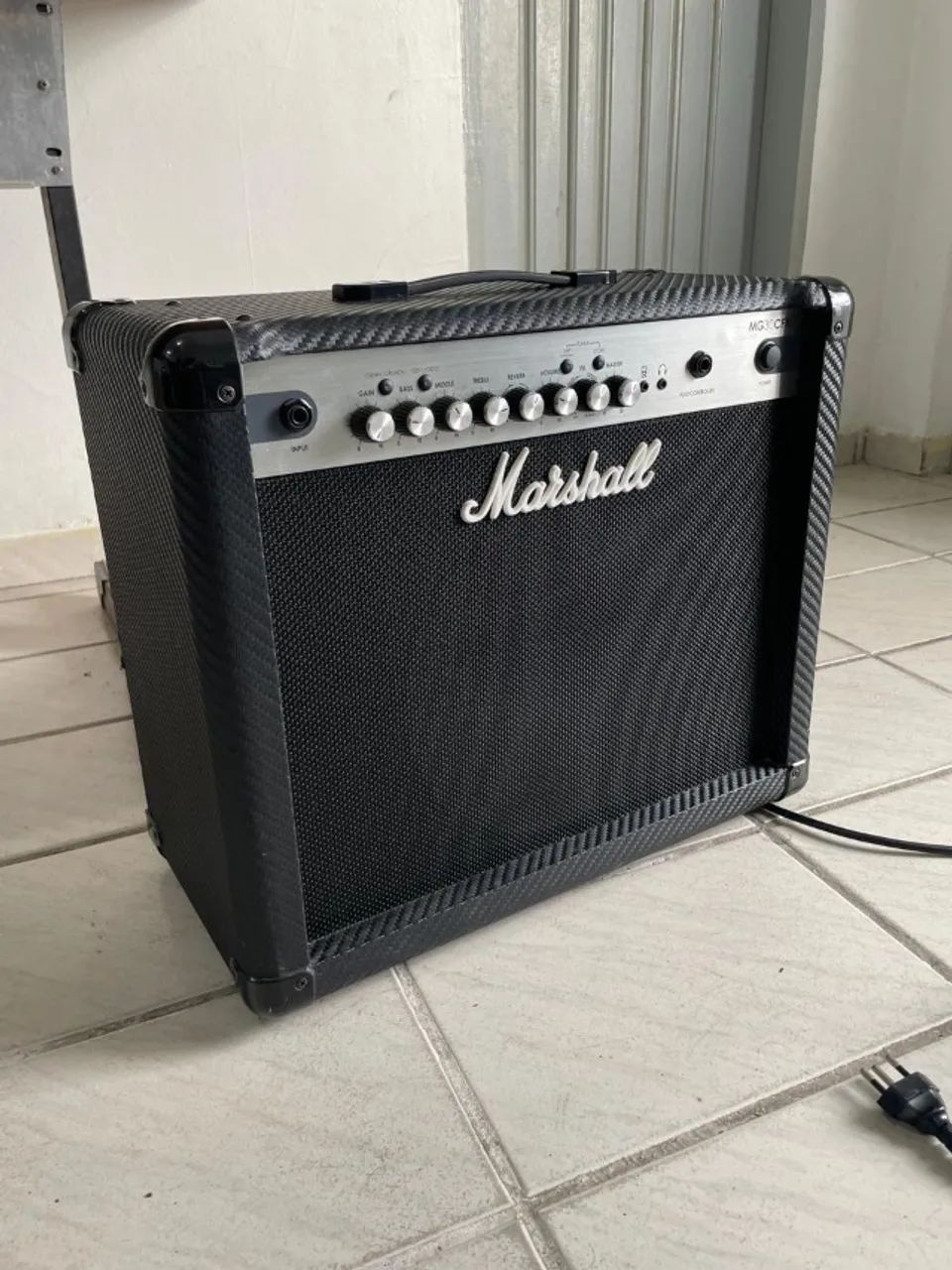 Amplificador de Guitarra Marshall MG30CFX - Foto 3