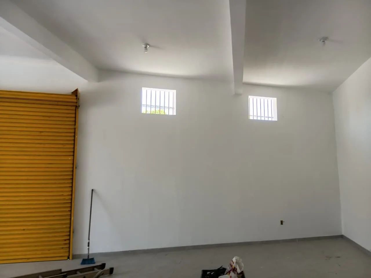 PINTOR PROFISSIONAL - Residências, Muros, Grades e Comércio - Orçamento Grátis<br> - Foto 3