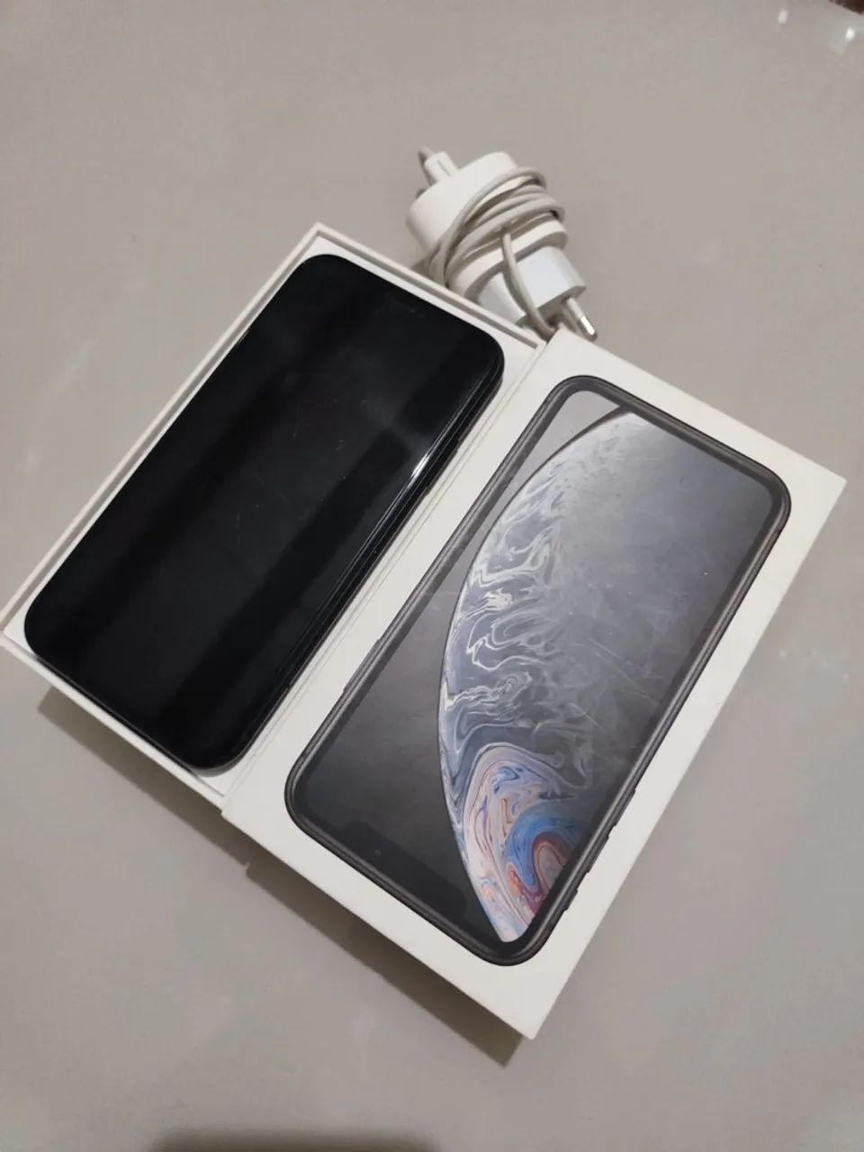 Vendo iPhone XR  - Foto 2