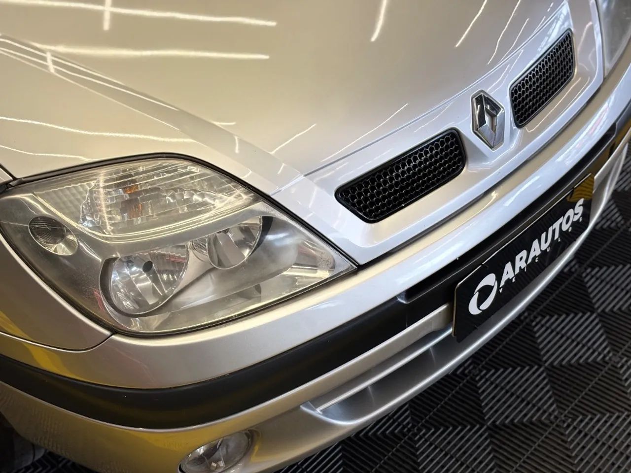 Renault Scenic Alize/ Expression 1.6 16V Mec. 2008 - Foto 5