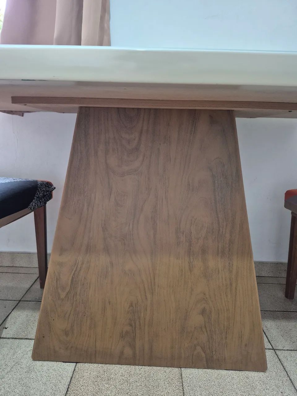Mesa com 4 cadeiras 1,30 X 80 - Foto 3