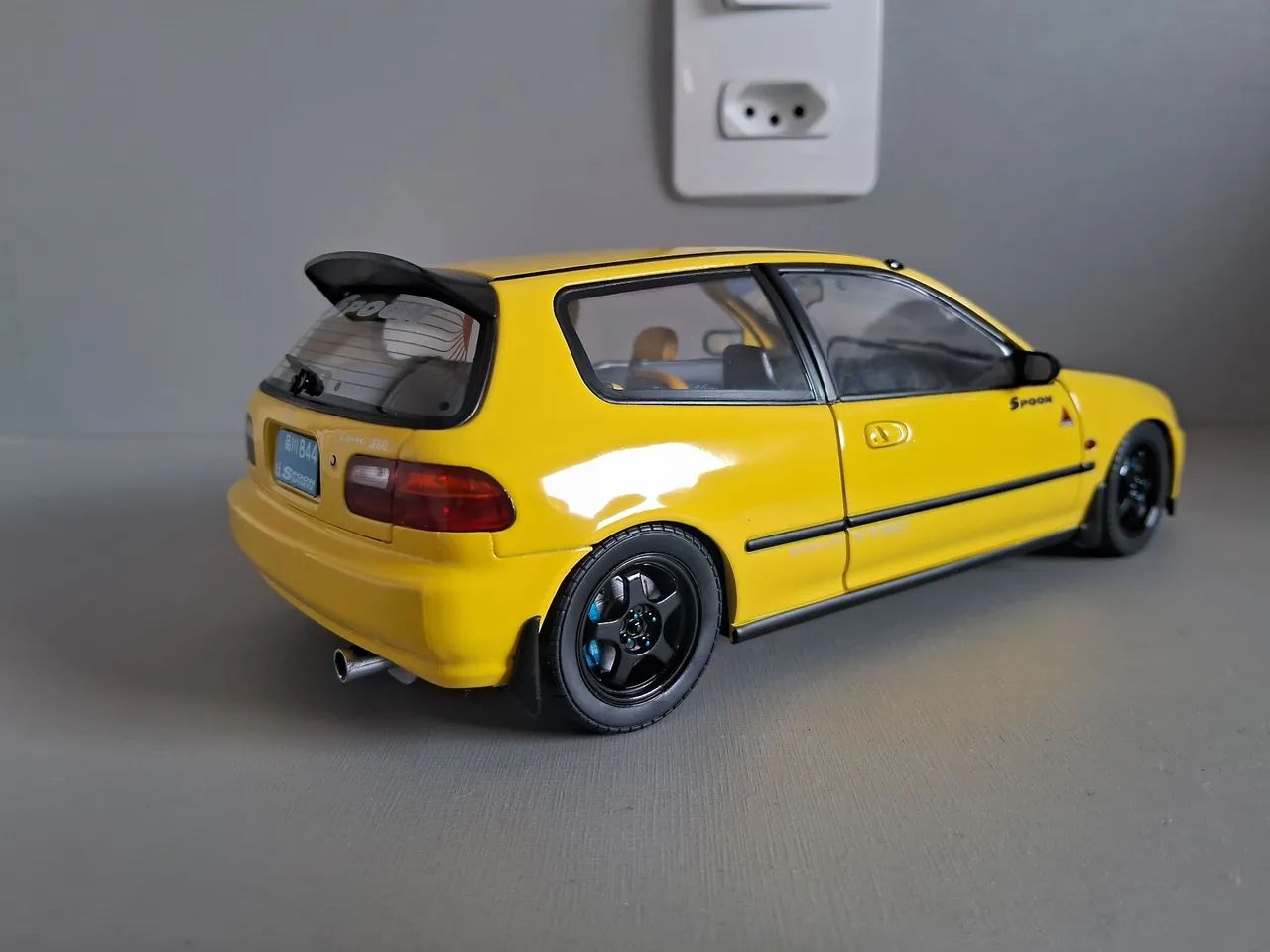 Miniaturas Civic e Skyline 1:18 - Foto 2