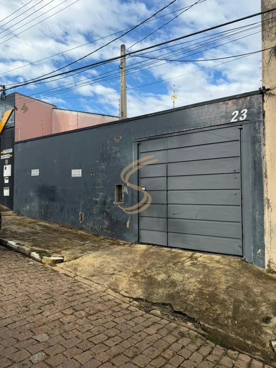 Oportunidade Única: Comércio, Apartamento e Barracão no Mesmo Local - Foto 2