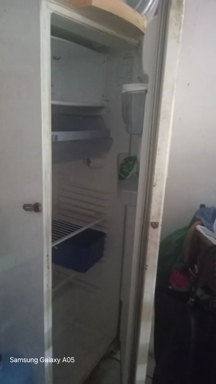 Vendo geladeira... consul ... - Foto 3