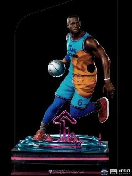 LeBron James RARO + Pernalonga Space Jam: A New Legacy - 1/10 - Iron Studios - Foto 4