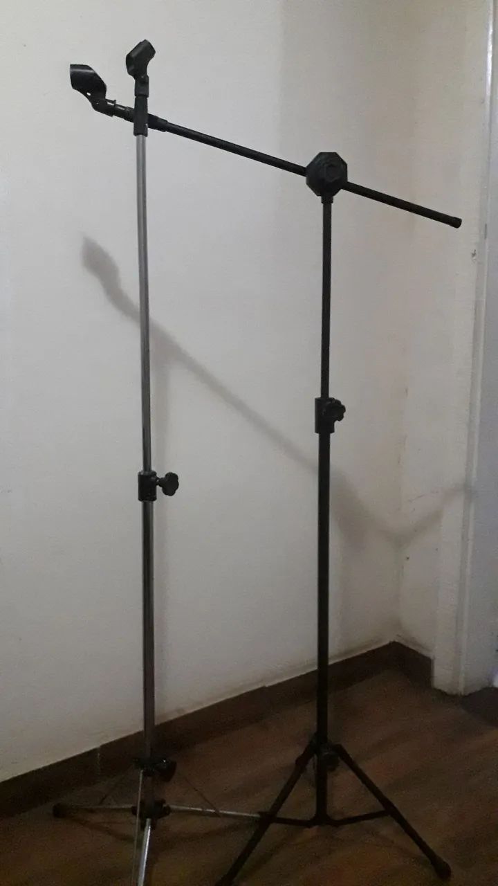 Pedestais de microfone.  - Foto 4
