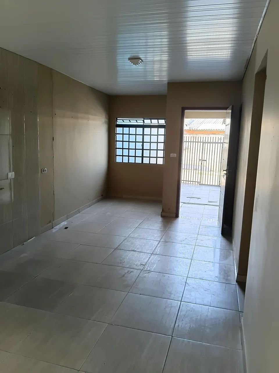 Casa no bairro sítio cercado próximo ao terminal. - Foto 4