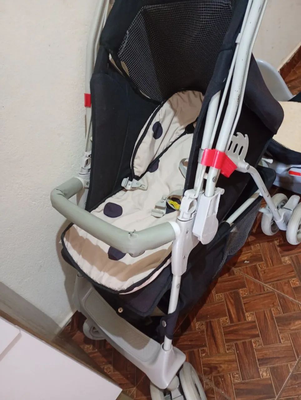 Carrinho de bebê+ Bebê conforto+ chiqueirinho - Foto 3