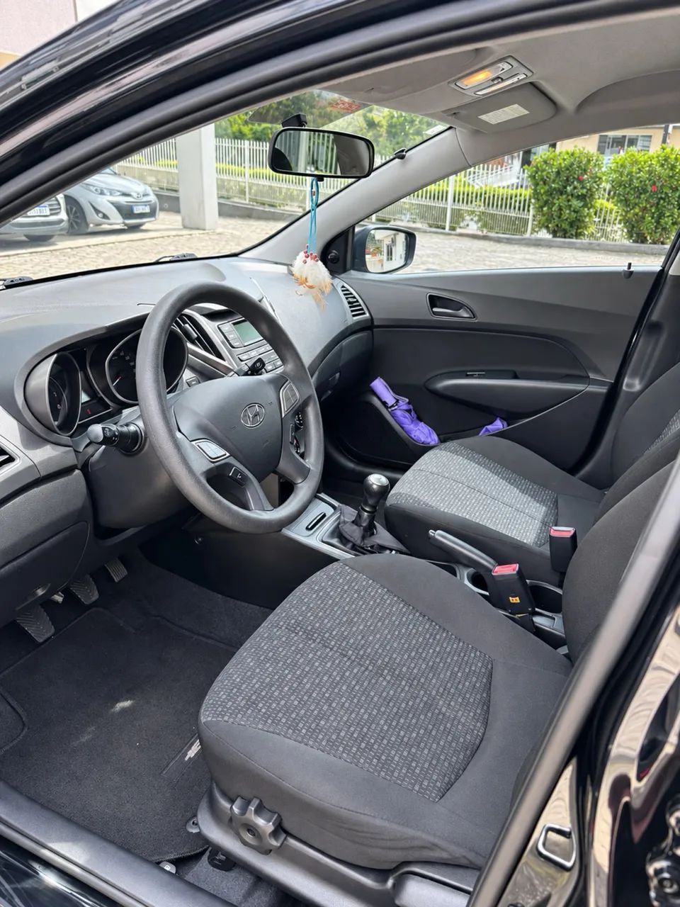 Hyundai HB20 Unique 1.0 Flex 12V Mec. 2019 - Foto 4
