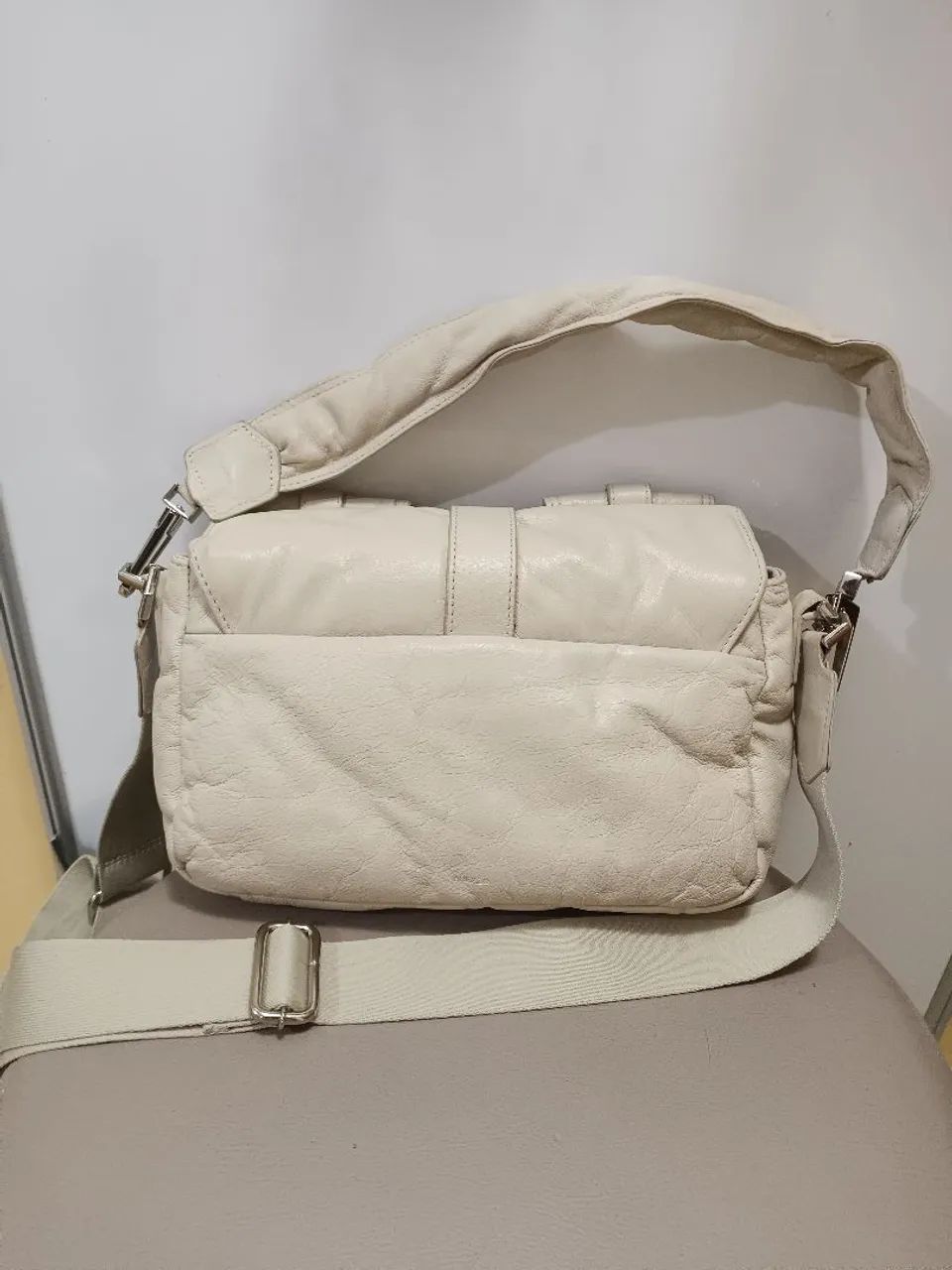 Bolsa tiracolo off white Arezzo  - Foto 2