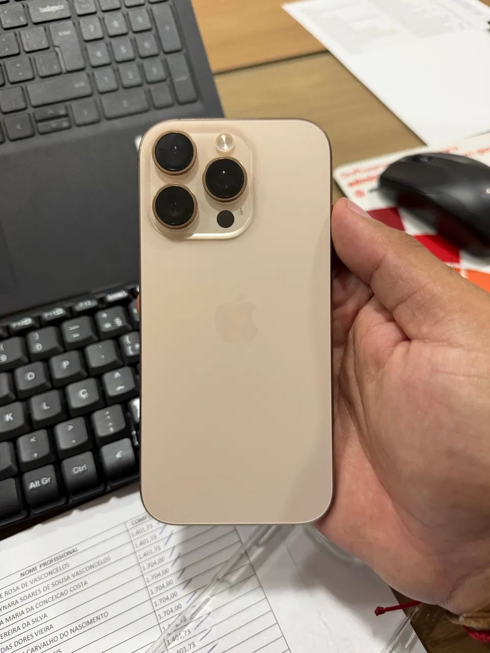 Iphone 16 pro  - Foto 5