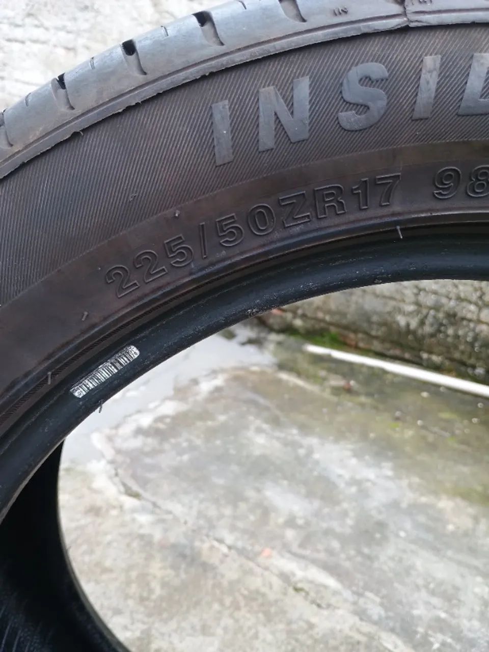 Pneu aro 17, 225/50