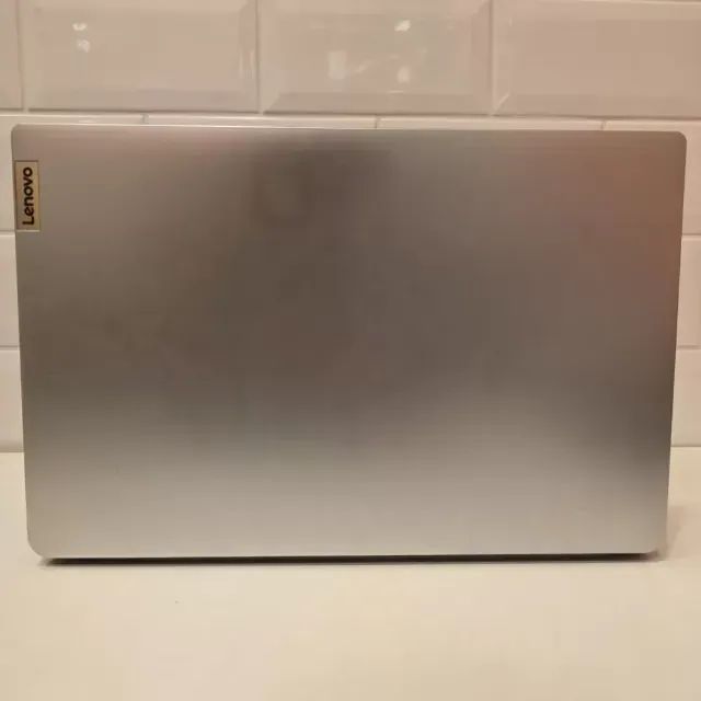 Notebook Lenovo Ryzen 5 7520U - 8Gb Ram - SSD - Foto 5
