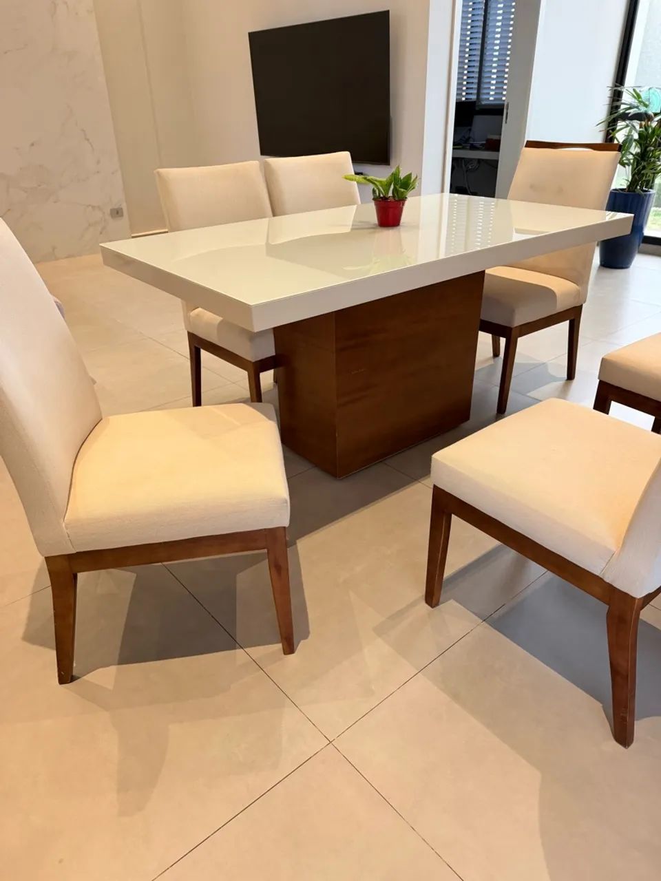 Mesa de jantar com 6 cadeiras - Foto 2