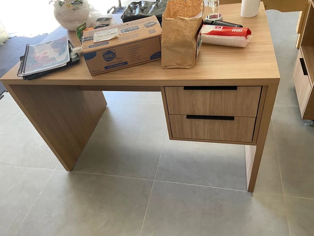 Mesa escritório e cadeira  - Foto 4