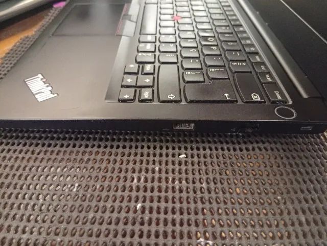 Notebook Lenovo ThinkPad E14 20RB Intel Core i5 10210U 16 GB SSD 512 14" - Foto 3