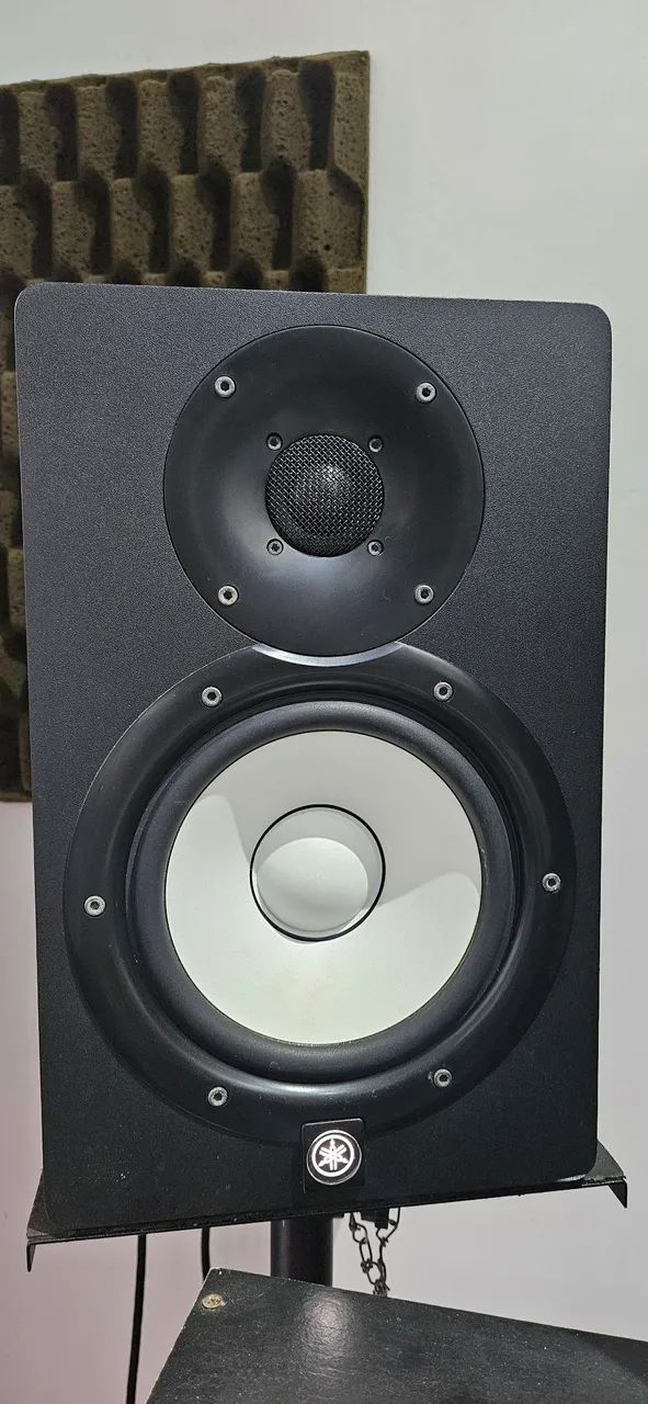 Monitor yamaha Hs7 (par) com suportes