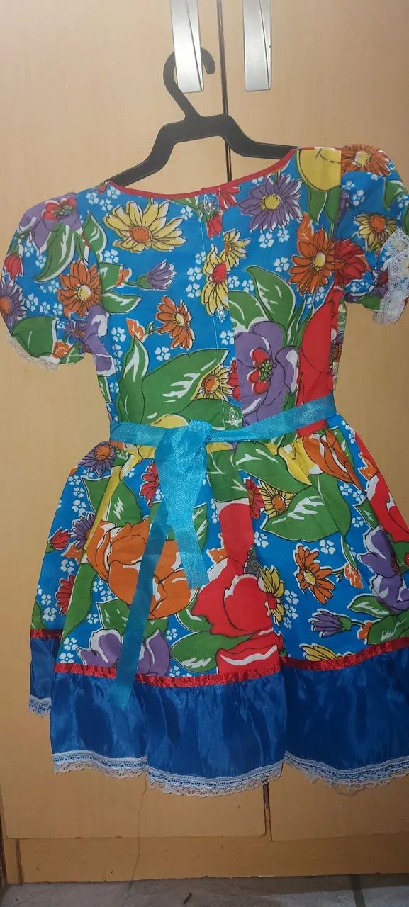Vestido 4 anos novo  com  bombachinha R$ 70.00 - Foto 2