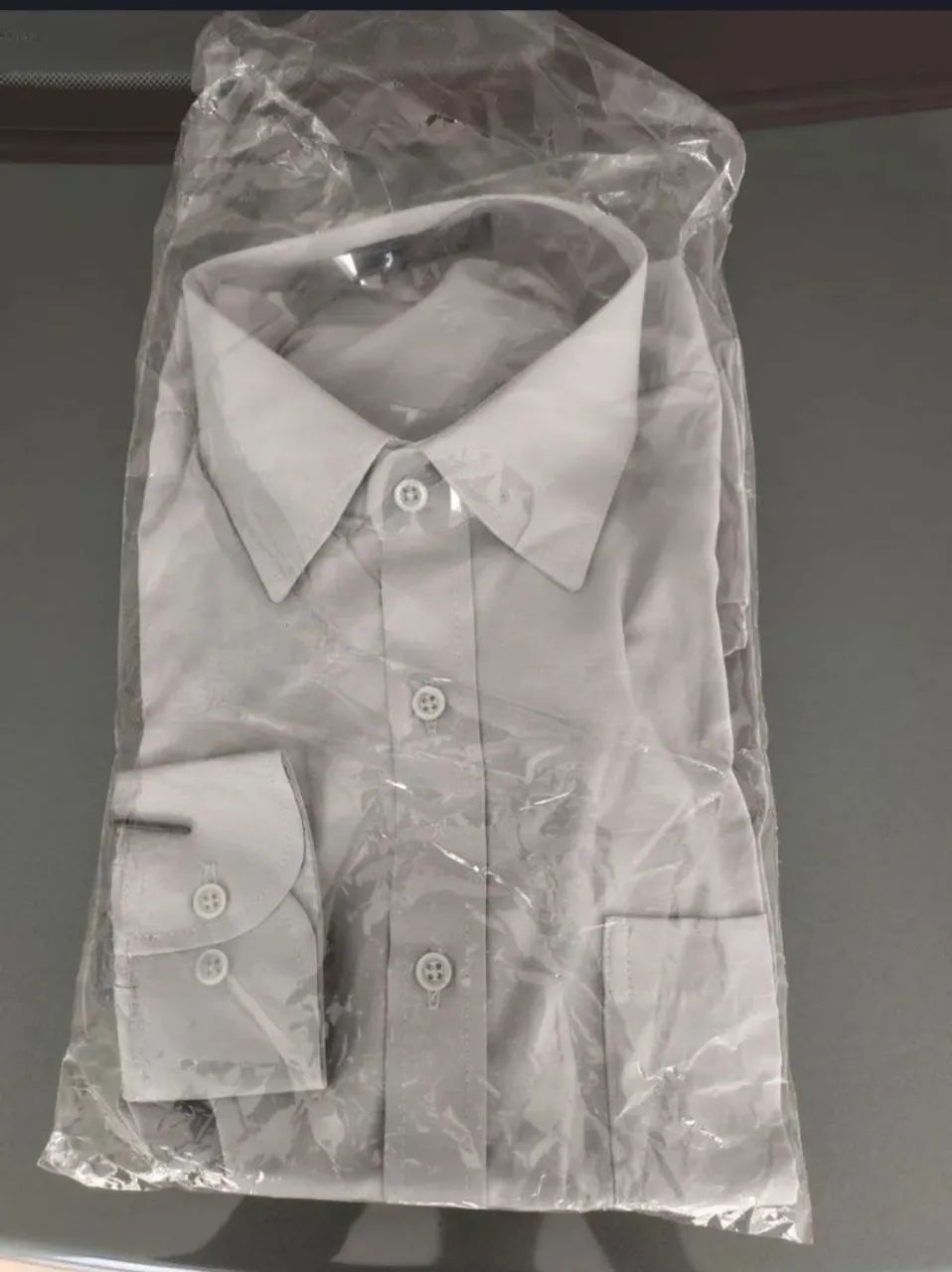  Camisa e  gravata tudo novo - Foto 3