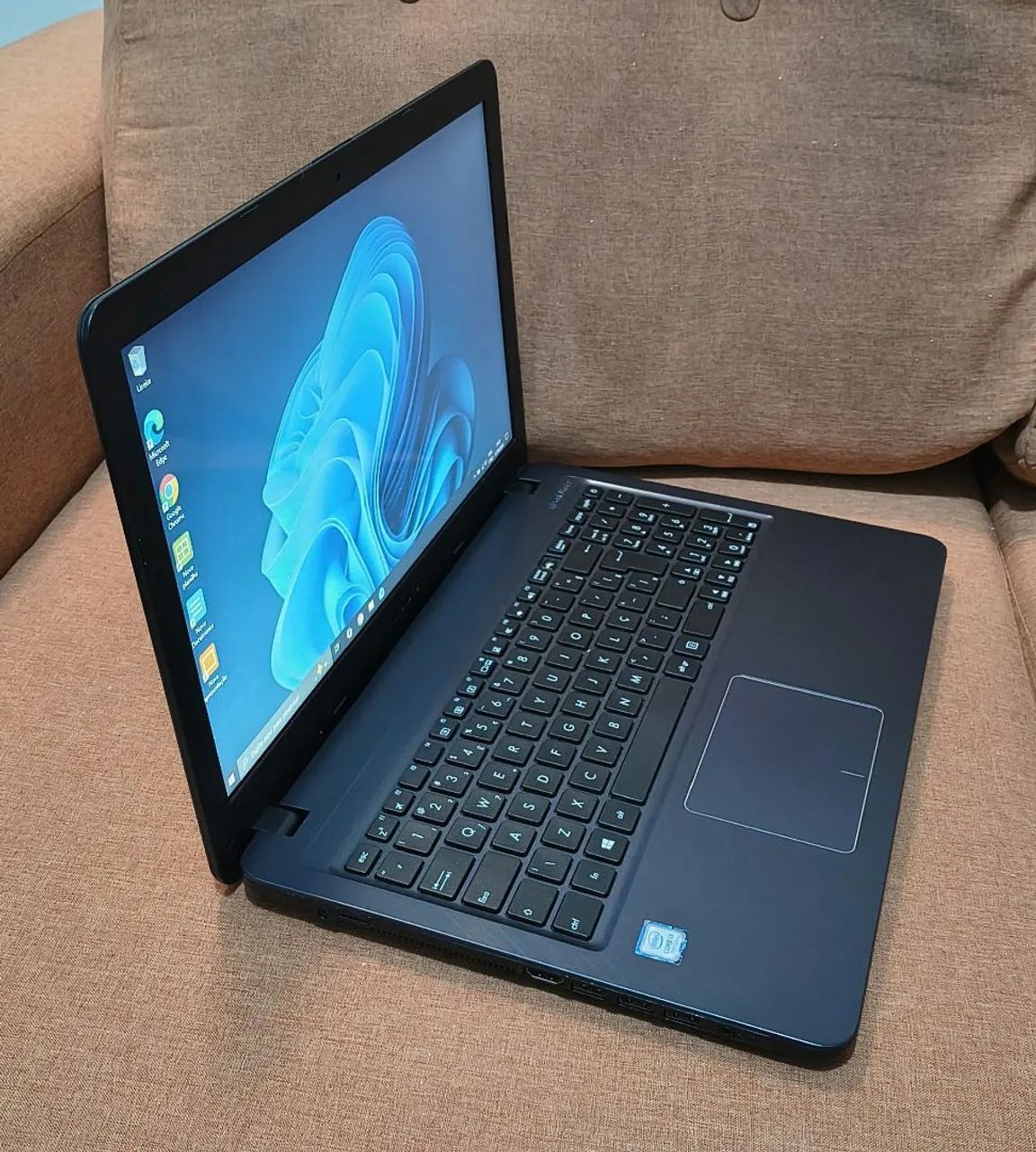 Notebook Asus i3 de 7° geração SSD - Foto 3