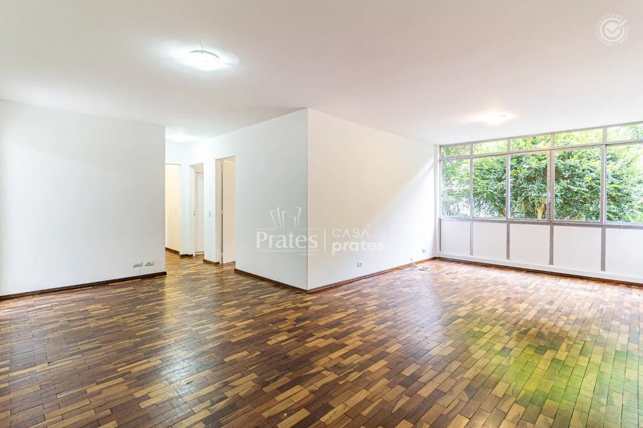 Apartamento no melhor do Batel