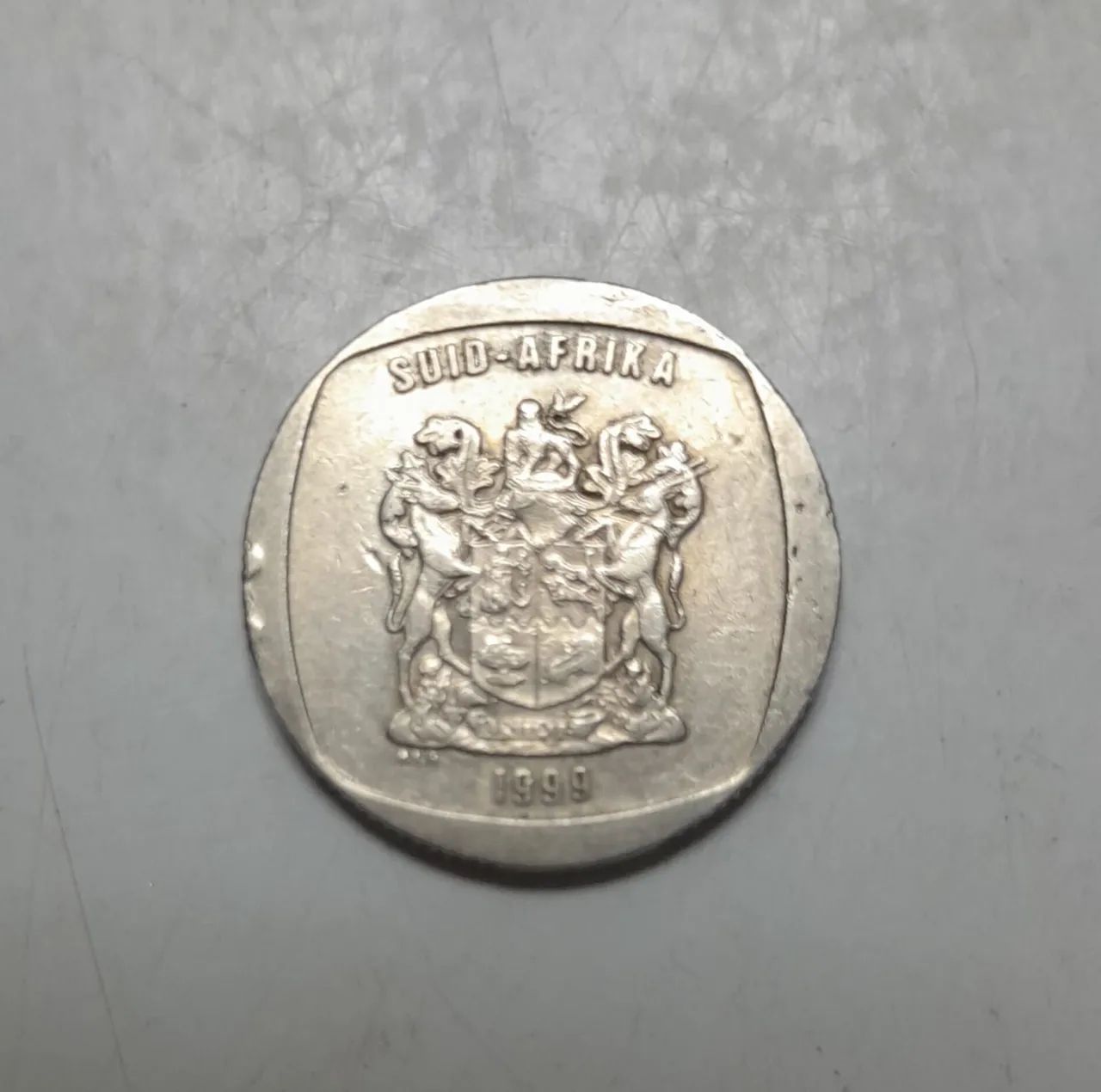 Moedas antigas colecionadores  - Foto 3