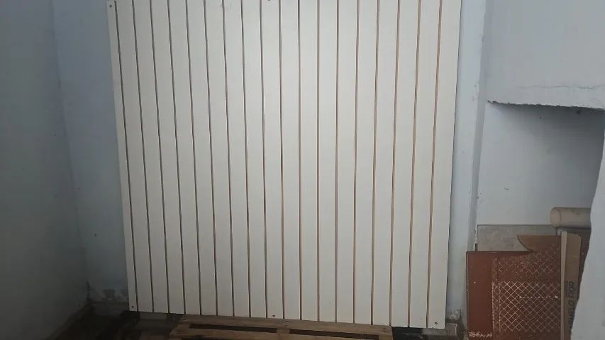 PAINEL CANALETADO EM MDF - EXPOSITOR PARA LOJAS E COMÉRCIOS - Foto 4