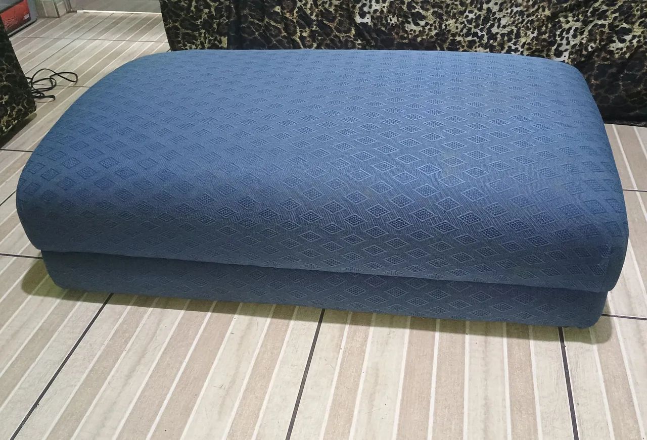 Sofazinho de pôr nos pés da cama - Foto 3