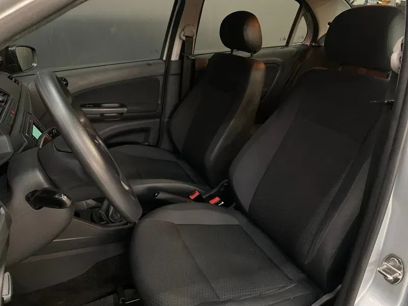 Volkswagen Voyage 1.0 Flex 12V 4p, foto 13 de 19